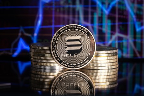 Solana Extends Rally By 4%, But This Factor Could Lead To A Top
