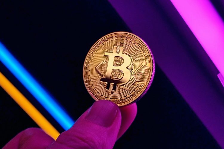 JUST IN – Bitcoin Dips Below $119K — Treasury Secretary’s ‘No Buys’ Reverberate Through Markets
