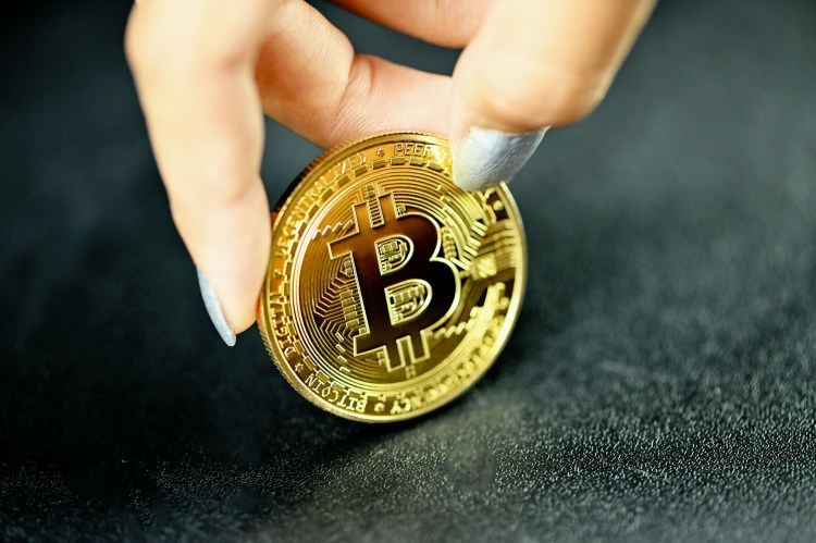 Trump’s Pro-Crypto PAC Gets $21 Million Bitcoin Donation From Billionaire Founders